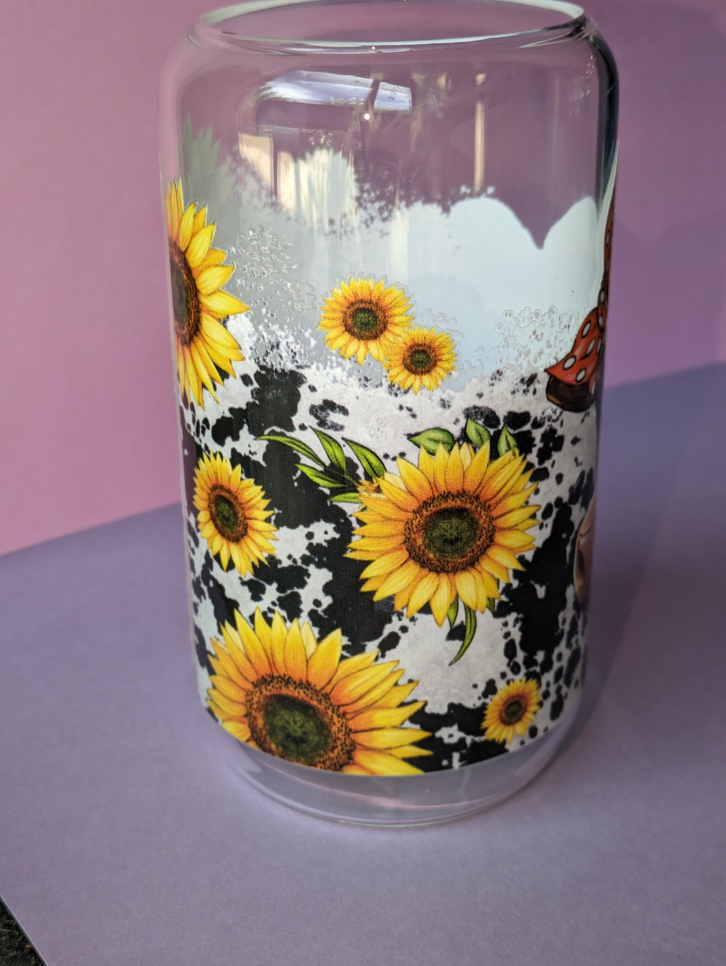 Cow and sunflowers 16 Ounce Libby Glass Can for hot or cold drinks